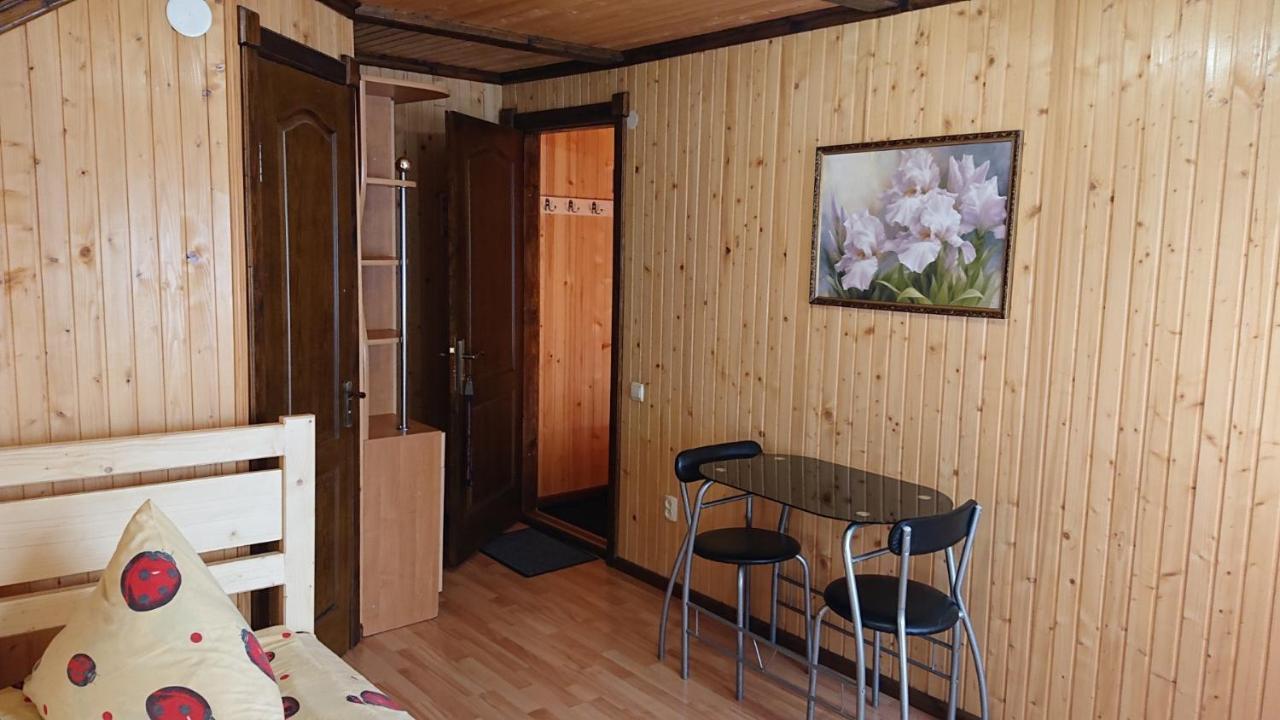 Hotel Любе Jablunyzja Exterior foto
