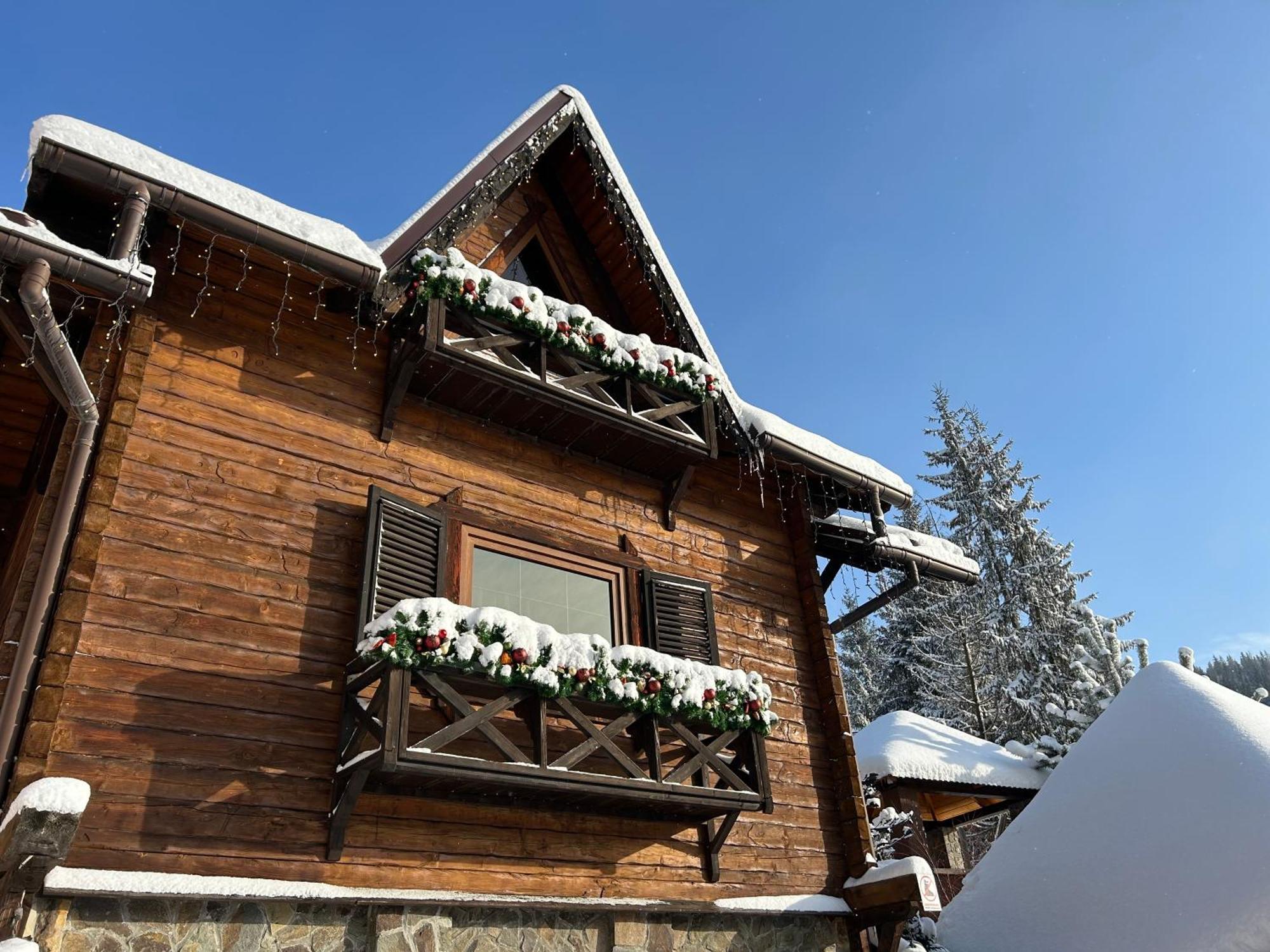 Hotel Любе Jablunyzja Exterior foto
