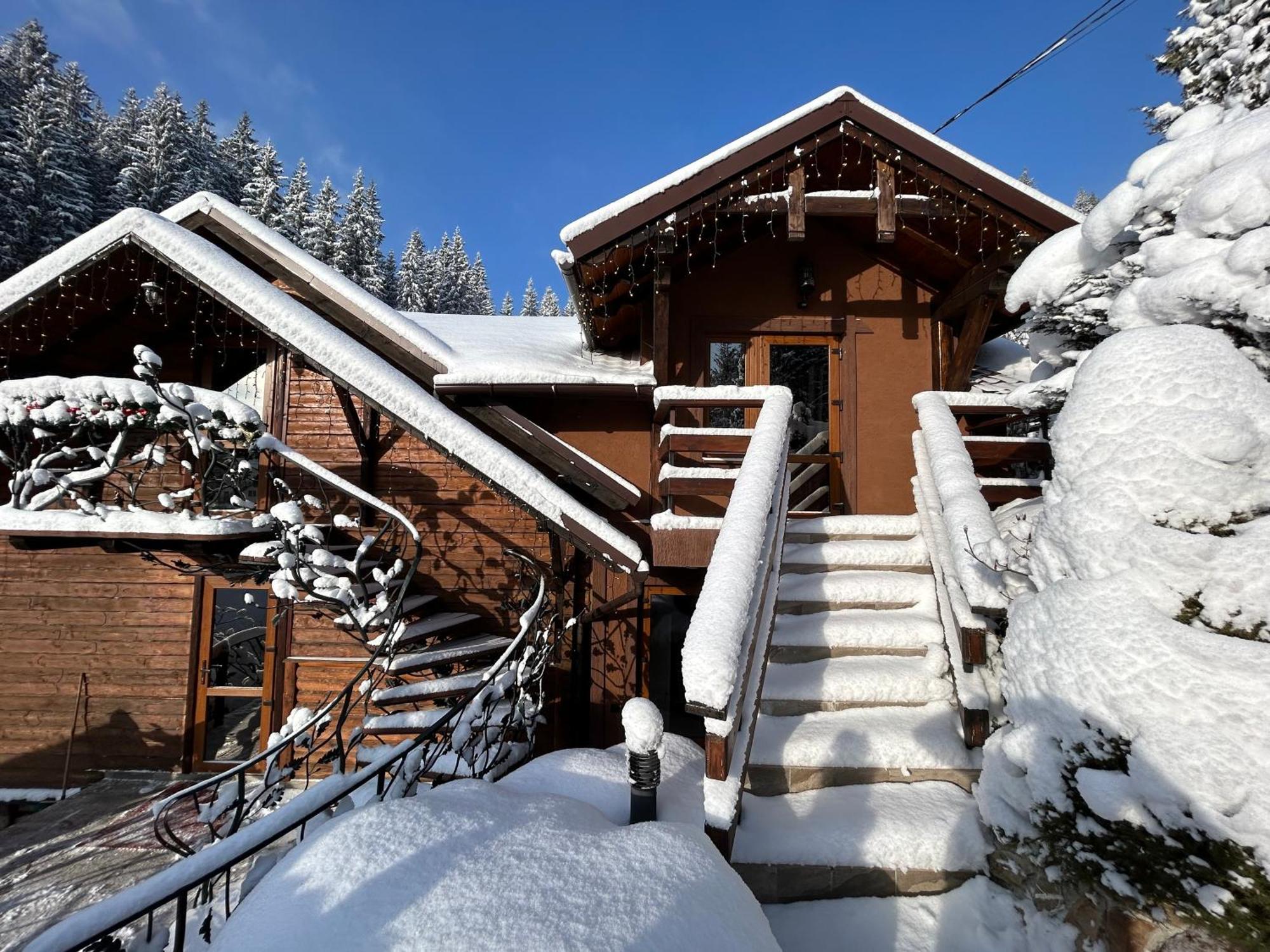 Hotel Любе Jablunyzja Exterior foto