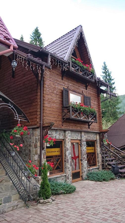 Hotel Любе Jablunyzja Exterior foto